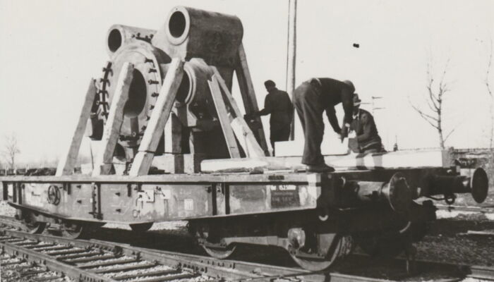 Press on railway